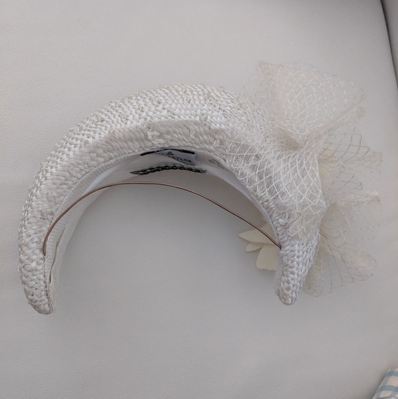 Crescent Moon Headband with Flowers - Picture 6 of 8